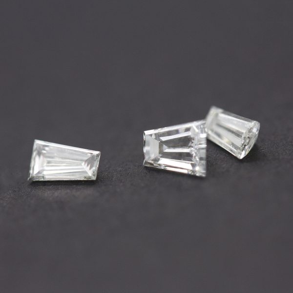 tapered baguette diamonds